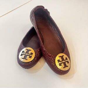Tory Burch Minnie Quilted Travel Ballet Flats-Burgandy